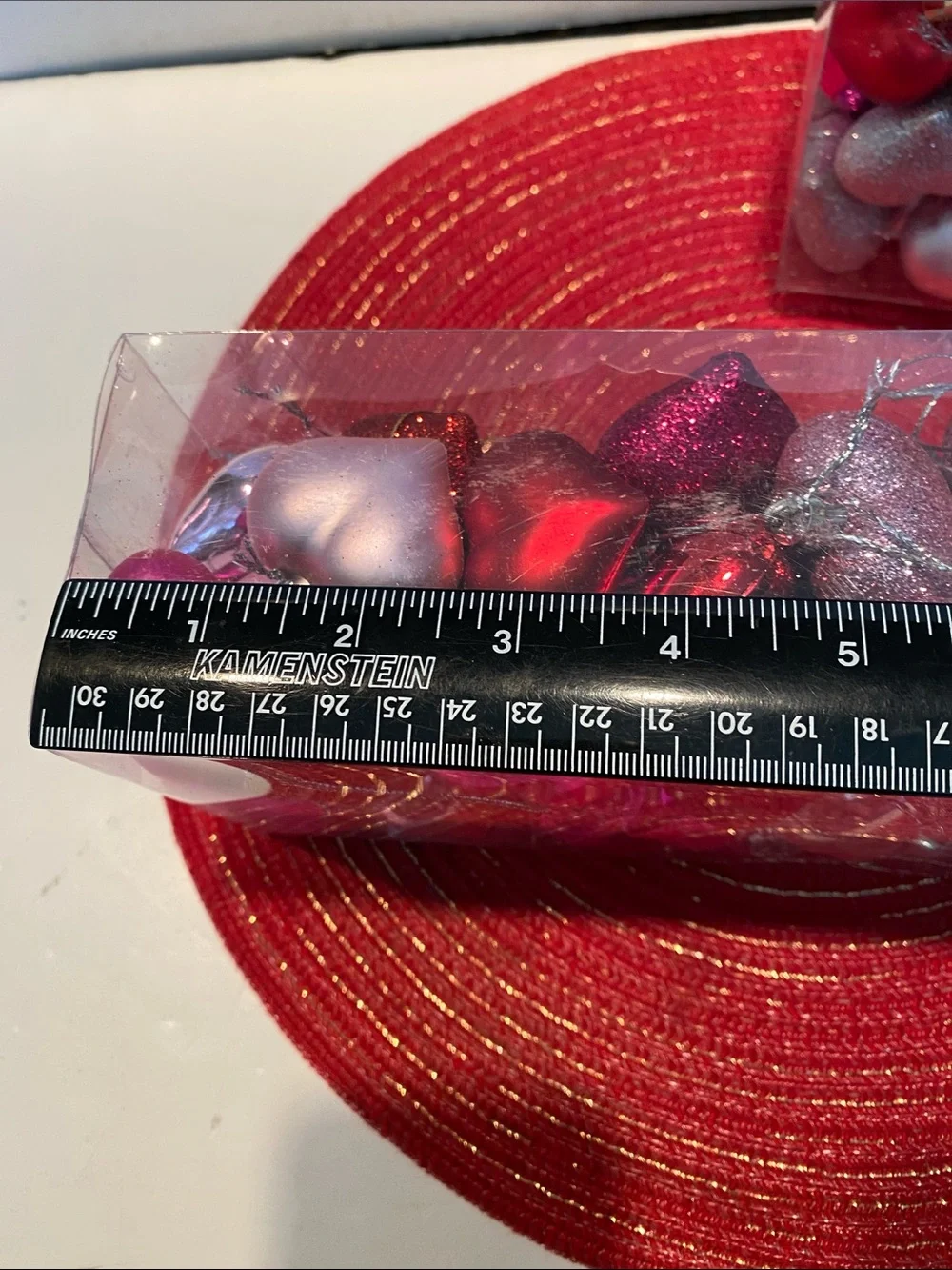 NIP Set of 2 Packages Valentines Day Heart Ornaments